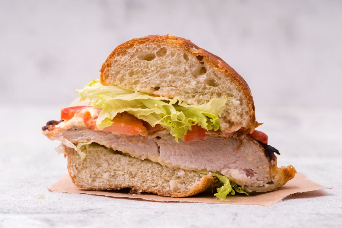 ساندویچ دانش آموزی