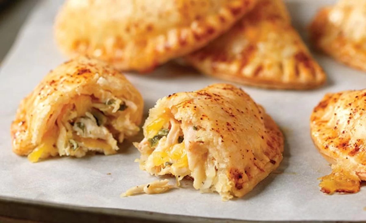 عصرانه خوشمزه ساده-پیراشکی مرغ